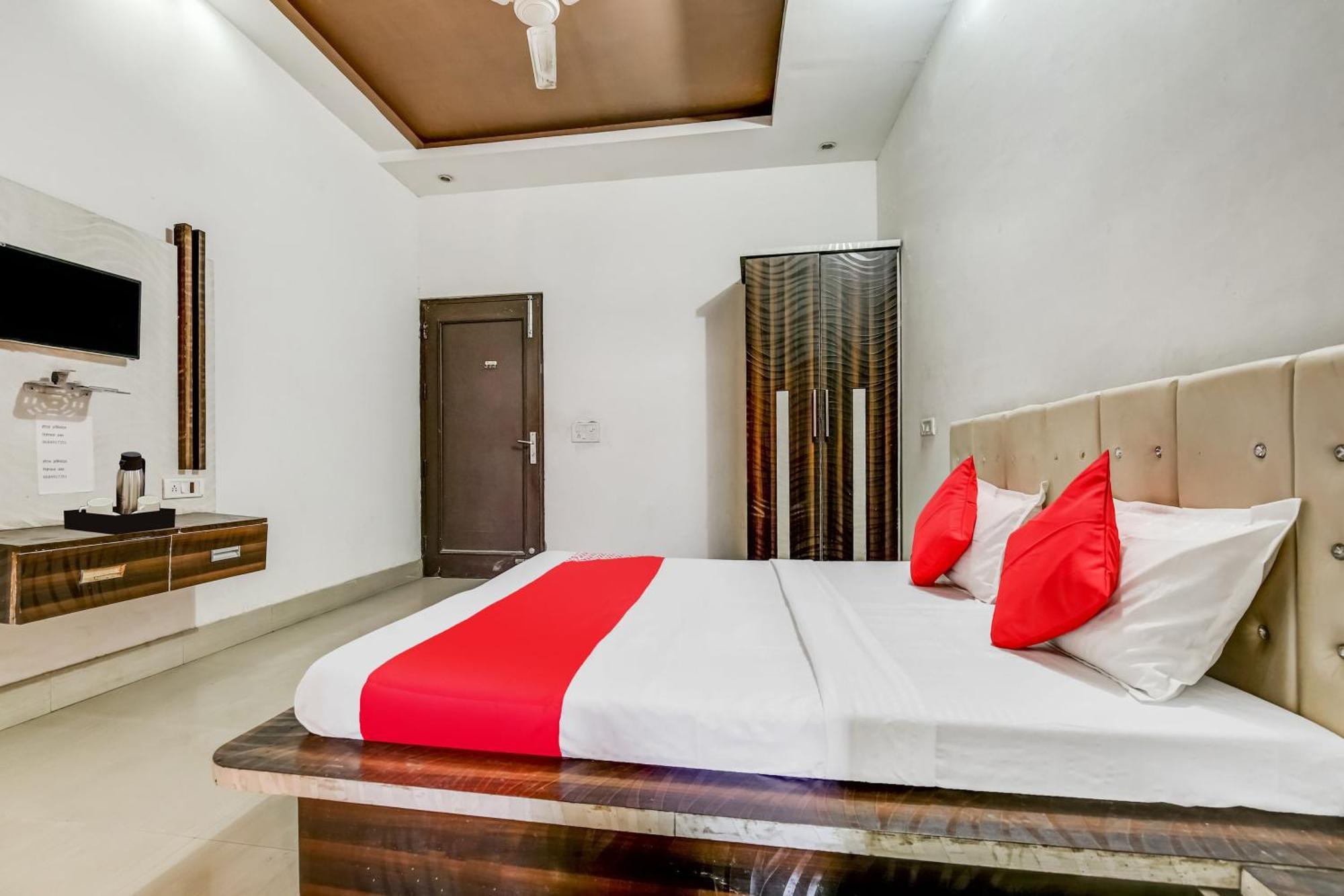 Flagship Hotel Big Boss Kurukshetra Ngoại thất bức ảnh
